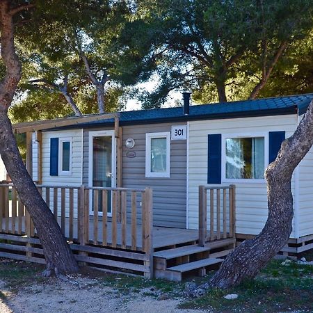 Martigues, Camping De L'Arquet **** Ngoại thất bức ảnh
