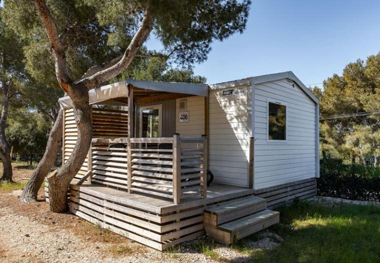 Martigues, Camping De L'Arquet **** Ngoại thất bức ảnh